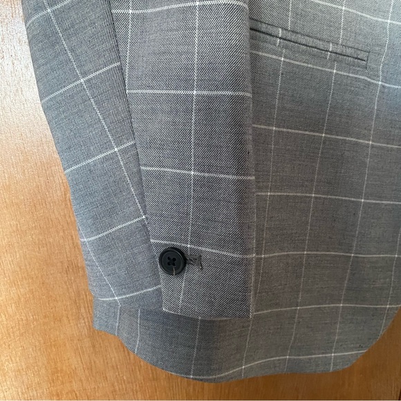 Abercrombie & Fitch Plaid Blazer - Picture 7 of 9